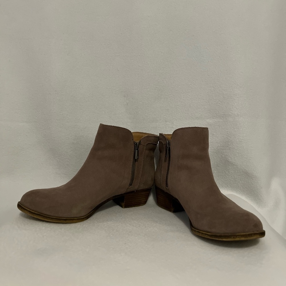 Luck Brand Size 10 Beige Suede Double Zipper  Leather Booties - Picture 3 of 16